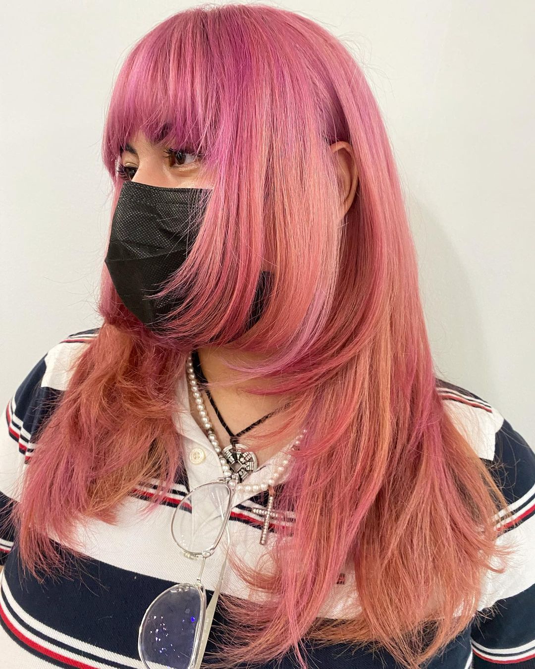 Gentle pink gradient on a Korean wolf cut