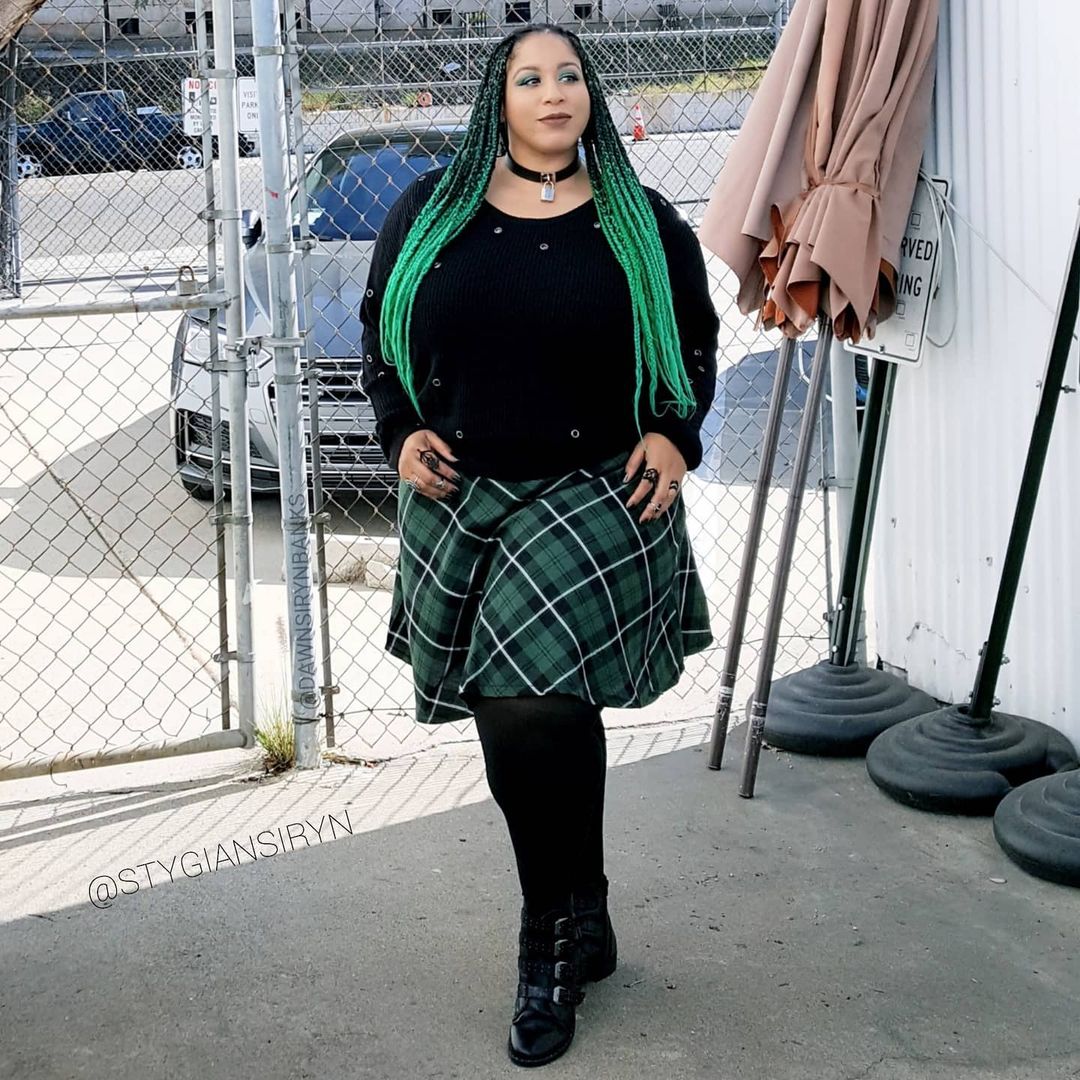 Unbeatable green ombré braids box